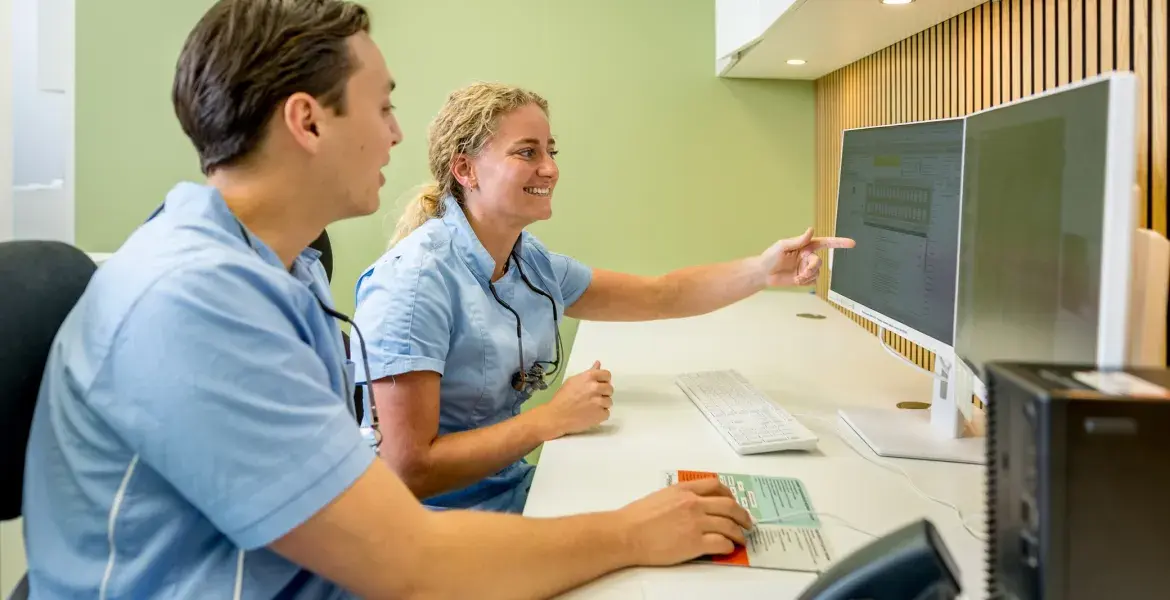 Overleg tandarts computer