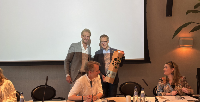 Wisseling van de wacht in het sectiebestuur van de STS bij de KNMT