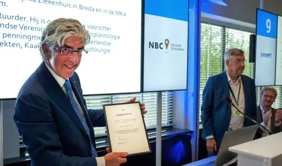 Maatschappijpenning voor Gertjan Dicker