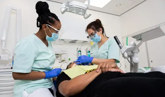 Behandeling bij de tandarts