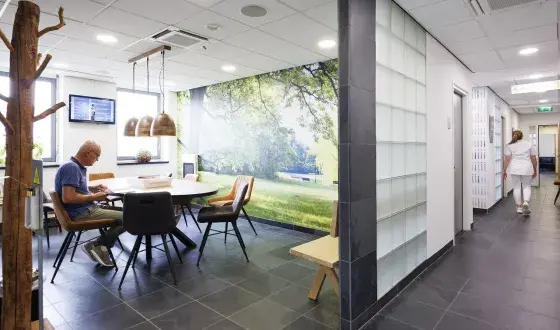 In de wachtkamer bij de tandarts