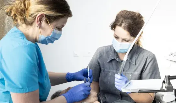 Behandeling bij de tandarts