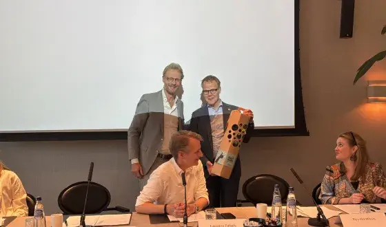 Wisseling van de wacht in het sectiebestuur van de STS bij de KNMT