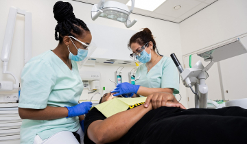 Behandeling bij de tandarts