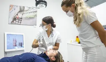 Behandeling bij de tandarts