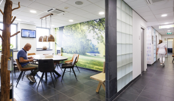 In de wachtkamer bij de tandarts