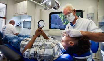 Mondzorgkaravaan Dokters van de Wereld